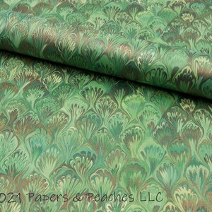 Decorative Gift Wrap | Printed Paper | Peacock Marble Green | Single Sheet | Italian Quality | #4061 |