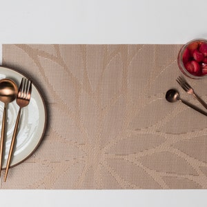 Lotus Patterned Placemat, Blue/Brown, Set of 4/6/8