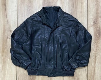 Black Genuine Leather Bomber Jacket, Vintage 80s–90s, Authentic Leather Jacket, Medium Size, Unisex, Military Oversized Style.