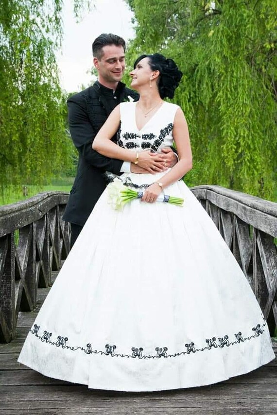 hungarian traditional wedding dress