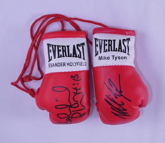 マイク・タイソン EVERLAST ボクシングショーツ サイン入り