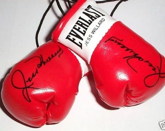 Jess Willard Autographed Mini Boxing Gloves