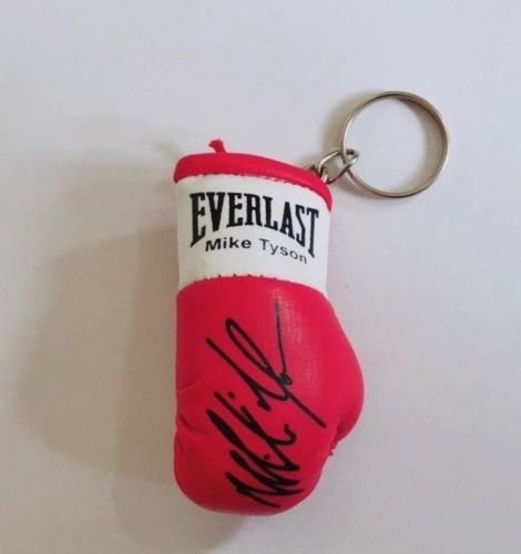 マイク・タイソン サイン入りボクシンググローブ 限定1点‼️