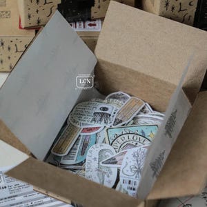 Club de pegatinas LCN: Un set de pegatinas lleno de alegría Mini caja de pegatinas