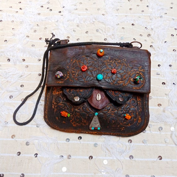 Vintage Berber leather bag. Moroccan antique leat… - image 1