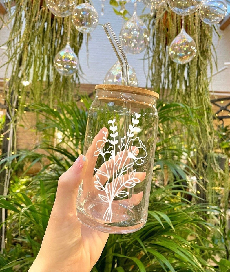 Wild Flowers Bamboo Lid Can Glass drink | 16oz or 20z cup | Gift | Personalised | Includes Glass Straw | Beer can | Mug | Coffee | Boho 