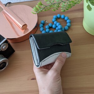 Santa Cruz Wallet XL - Snap Wallet Pouch in Black and White Leather