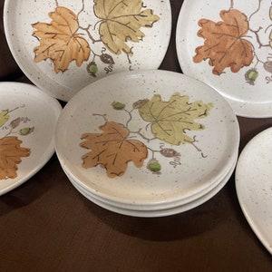 Vintage Metlox Poppytrails Bread and Butter Plate, Set of 7
