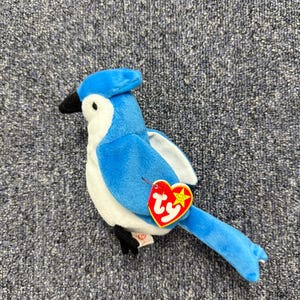 Rocket the Blue Jay Beanie Baby – TY 1997 Retired Bird Plush – Vintage Collectible with Tag