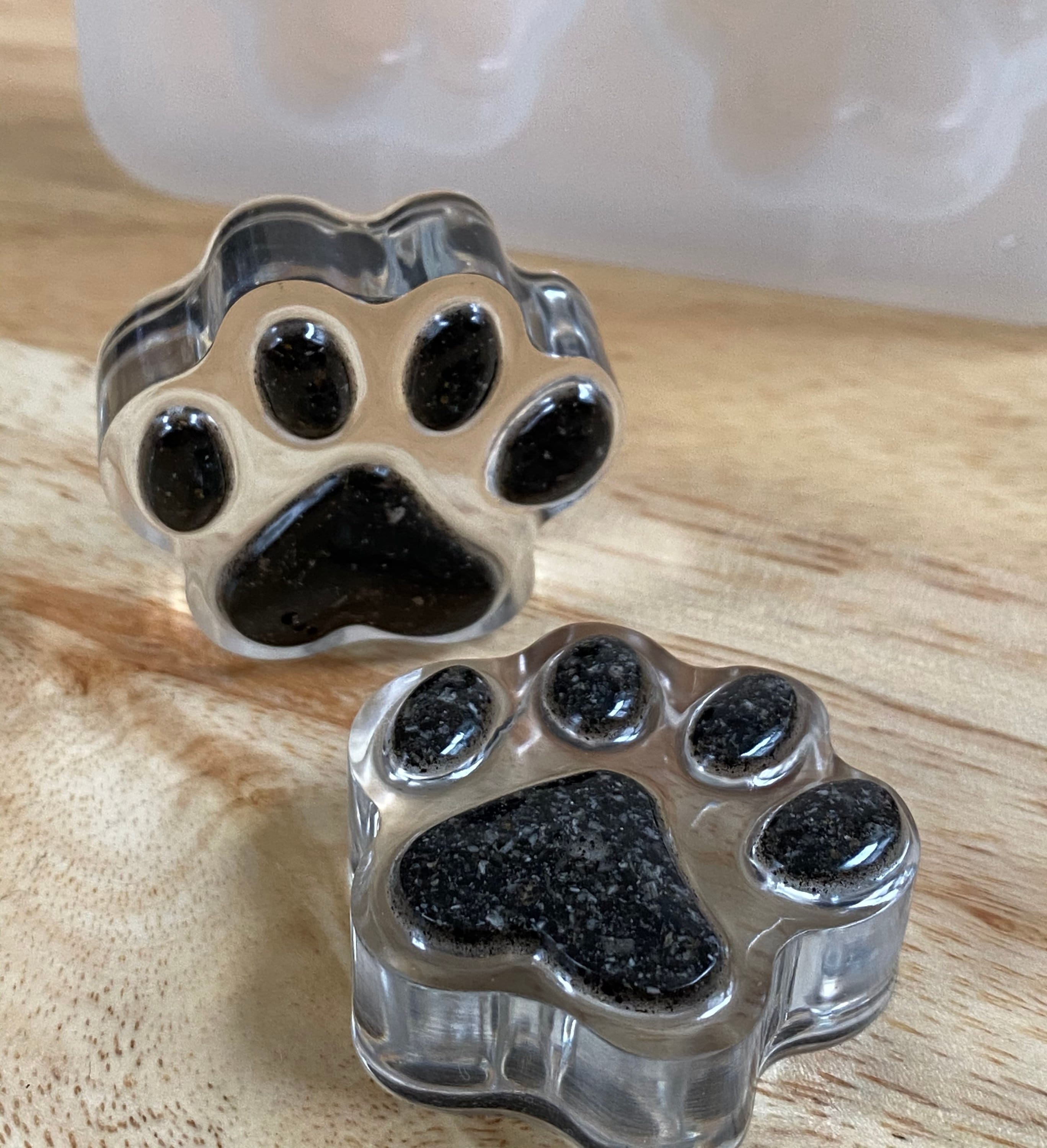 1 Dog ashes keepsake resin paw print/ key ring Etsy