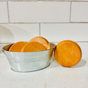 Kojic Acid & Turmeric all-natural handmade face/body soap skin brightening soap 100 percent organic FAST SHIPPING