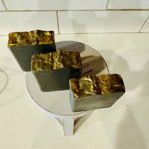 Men’s all-natural handmade soap  masculine scent 100 percent organic soap FAST SHIPPING