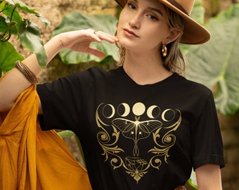 Maglietta Luna Moth, maglietta con funghi, magliette celestiali, maglietta con la luna, abbigliamento da strega