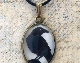 Raven Pendant Necklace - Witchy Jewelry with Crow Motif- Vintage Style Jewelry