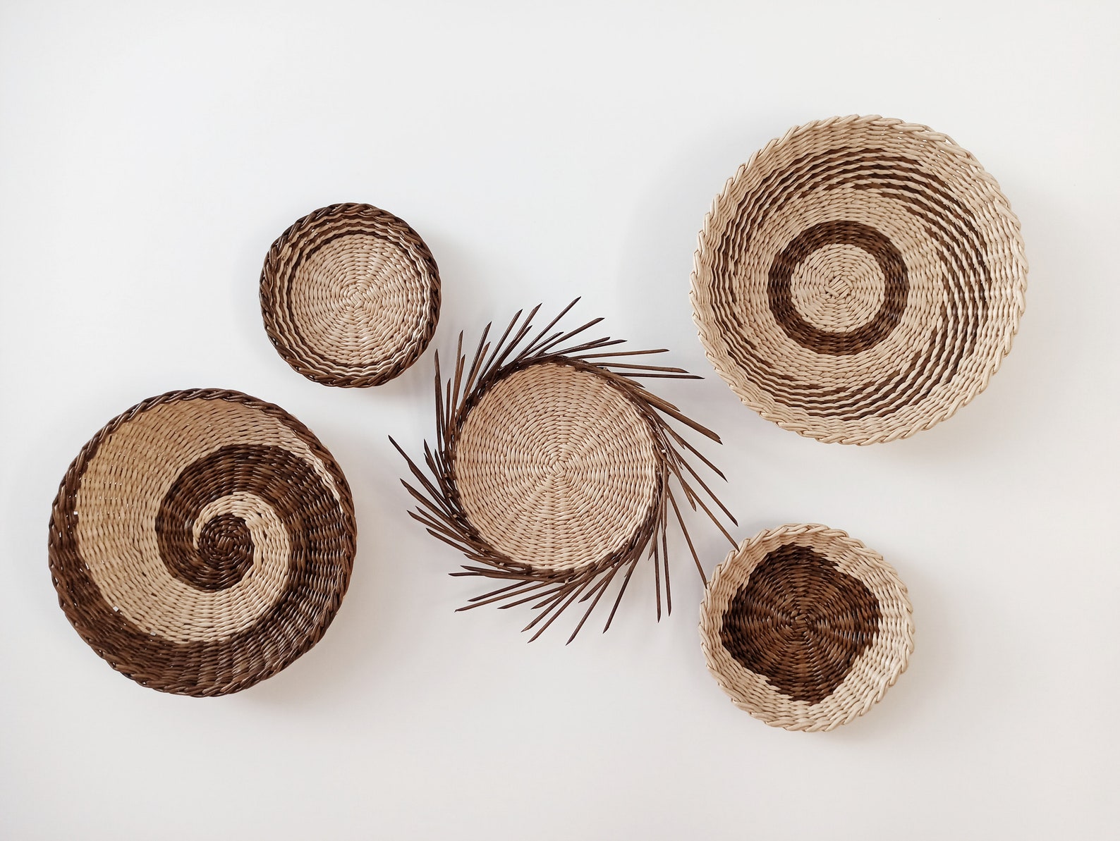 Wall decor wicker plates set of 5 Etsy