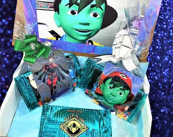 Fleer Ultra Pack Reboot 1995 - One Sealed Trading Card Pack, Stocking Stuffer