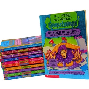 GIVE YOURSELF GOOSEBUMPS Paperbacks You Choose the Scare! R.L Stine's Retro Books, Kids Horror, Throwback, 90s