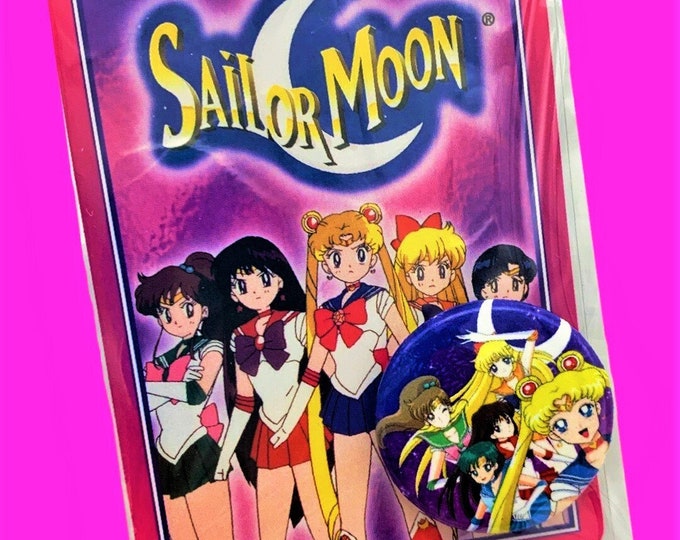 Sailor Moon Button & One Mystery Trading Card
