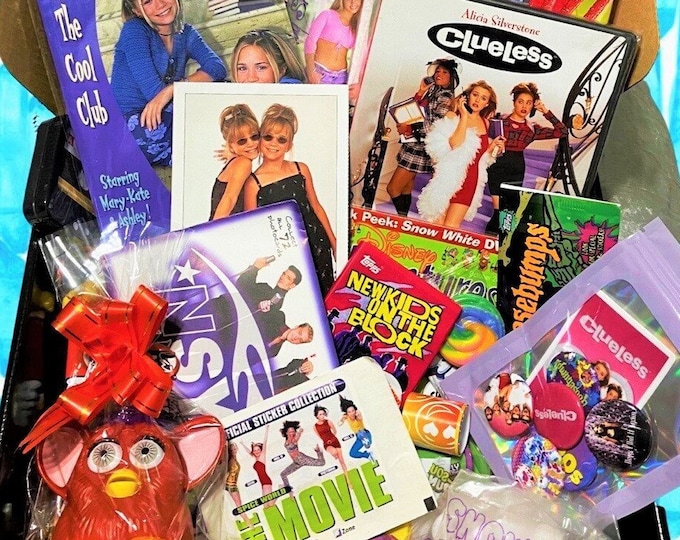 80's Trends Mystery Box! Nostalgic gift, Birthday boxes, Mystery box, 80's  fan