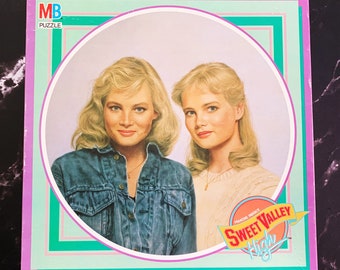 Collectible Puzzle - Sweet Valley Twins (Cover of Double Love)