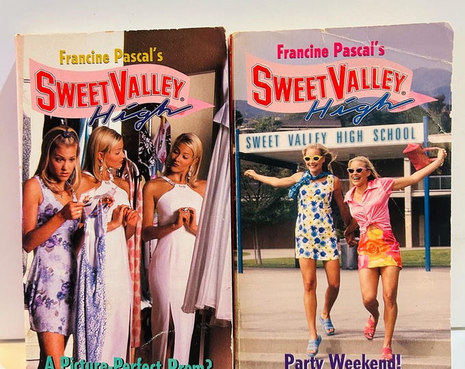 Reserved Listing SVH A picture perfect prom and SvH Party Weekend