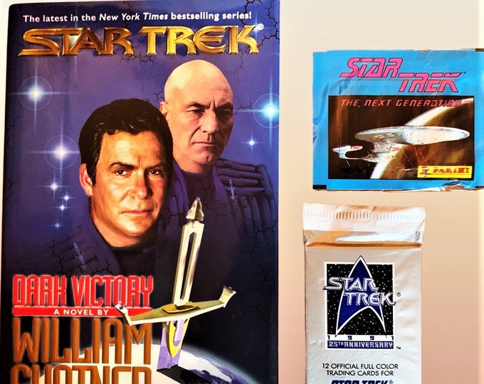 Star Trek Dark Victory 1st Edition 1999 Hardback Book w/ Jacket and Trading Cards