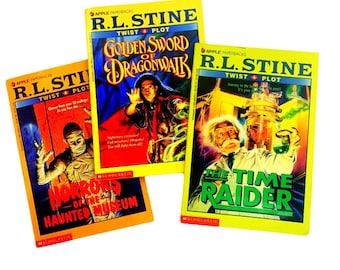 Twist A Plot Books by R.L. Stine, Choose Your Scare