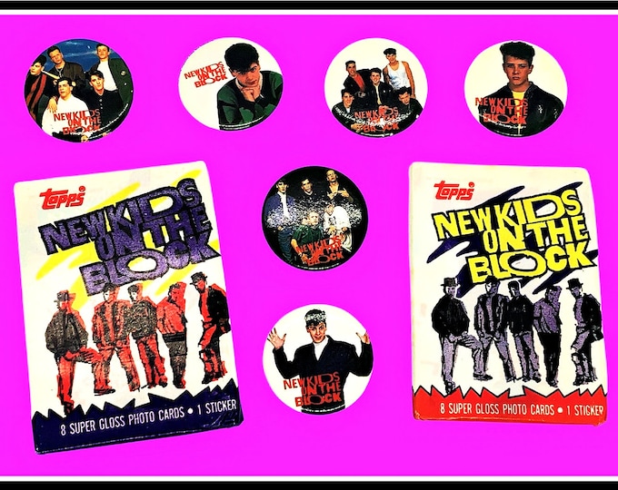 1989 Vintage New KIDS on the BLOCK 6 Button Set Plus Two Trading Card Packs