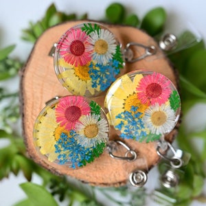 Floral Badge Reel: Resin Natural Flower Alligator Clip