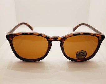 Polarized Sunglasses: Classic Style, Sun & Snow Protection