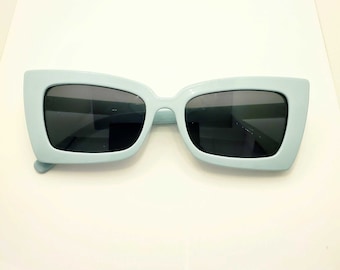 Vintage Pastel Sunglasses: Solid Frame, 100% UV Protection
