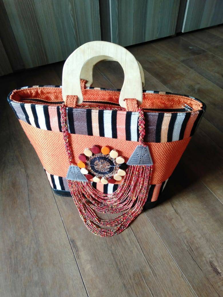 Something a little different! Handmade bags from Portugal by designer Nina  Moniz da Maia : r/handbags
