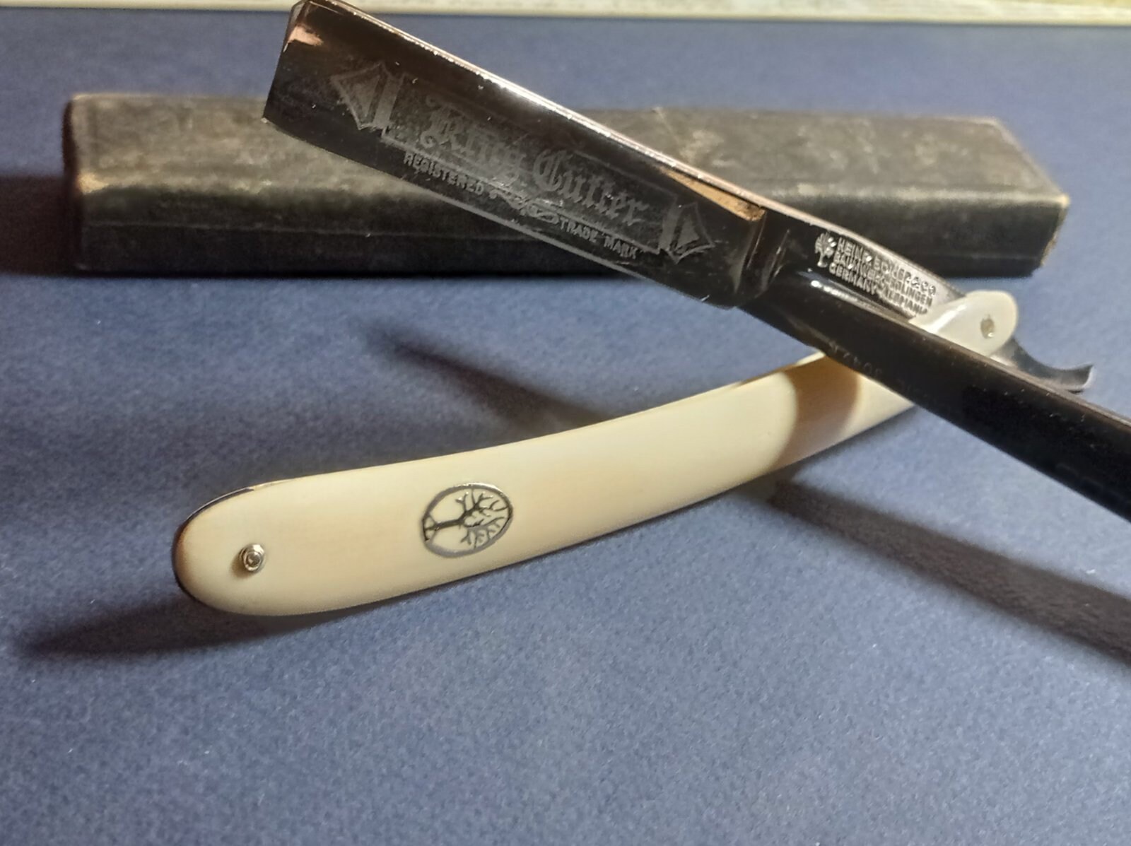 Straight Razor 