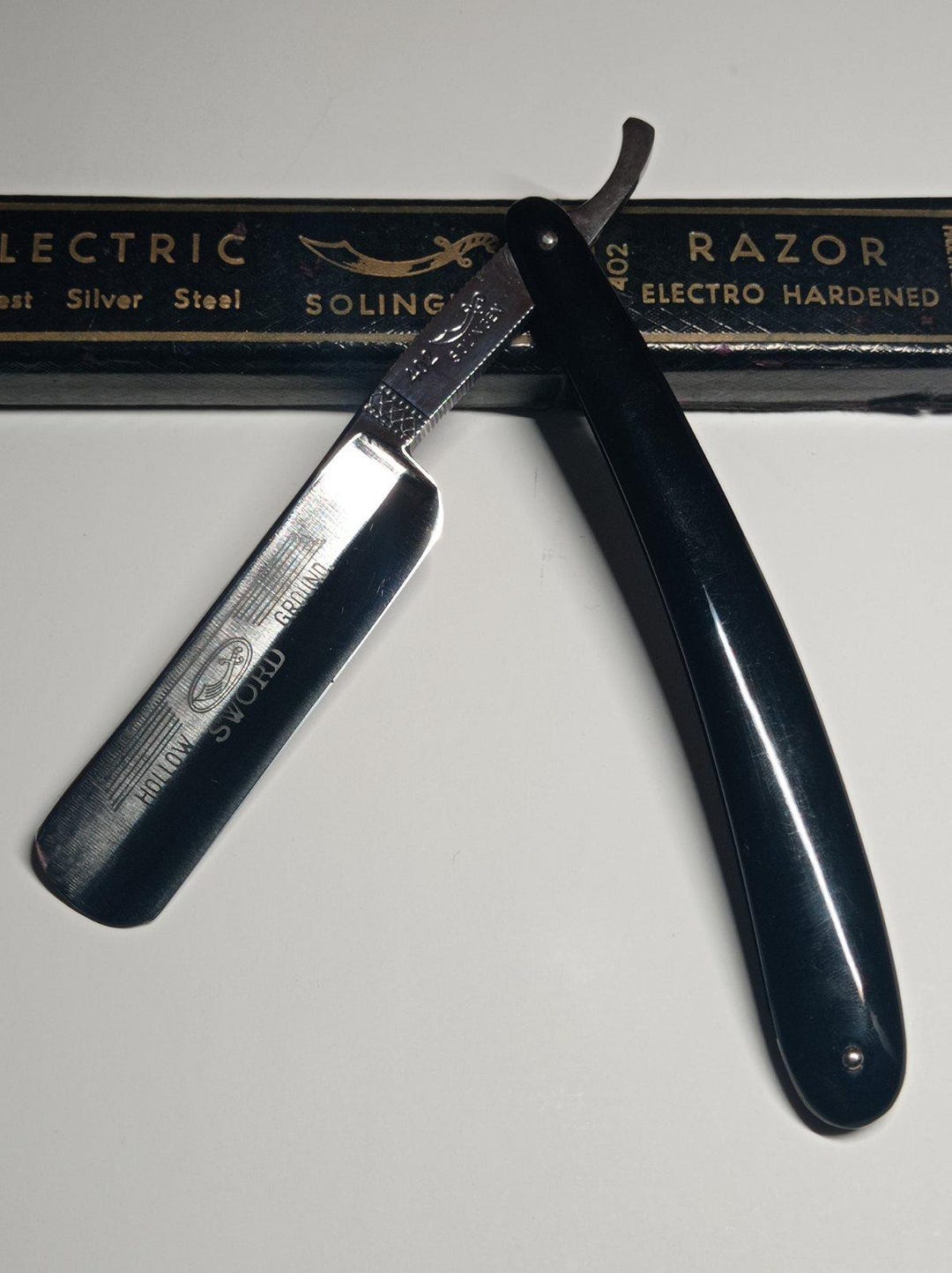 Straight Razor 