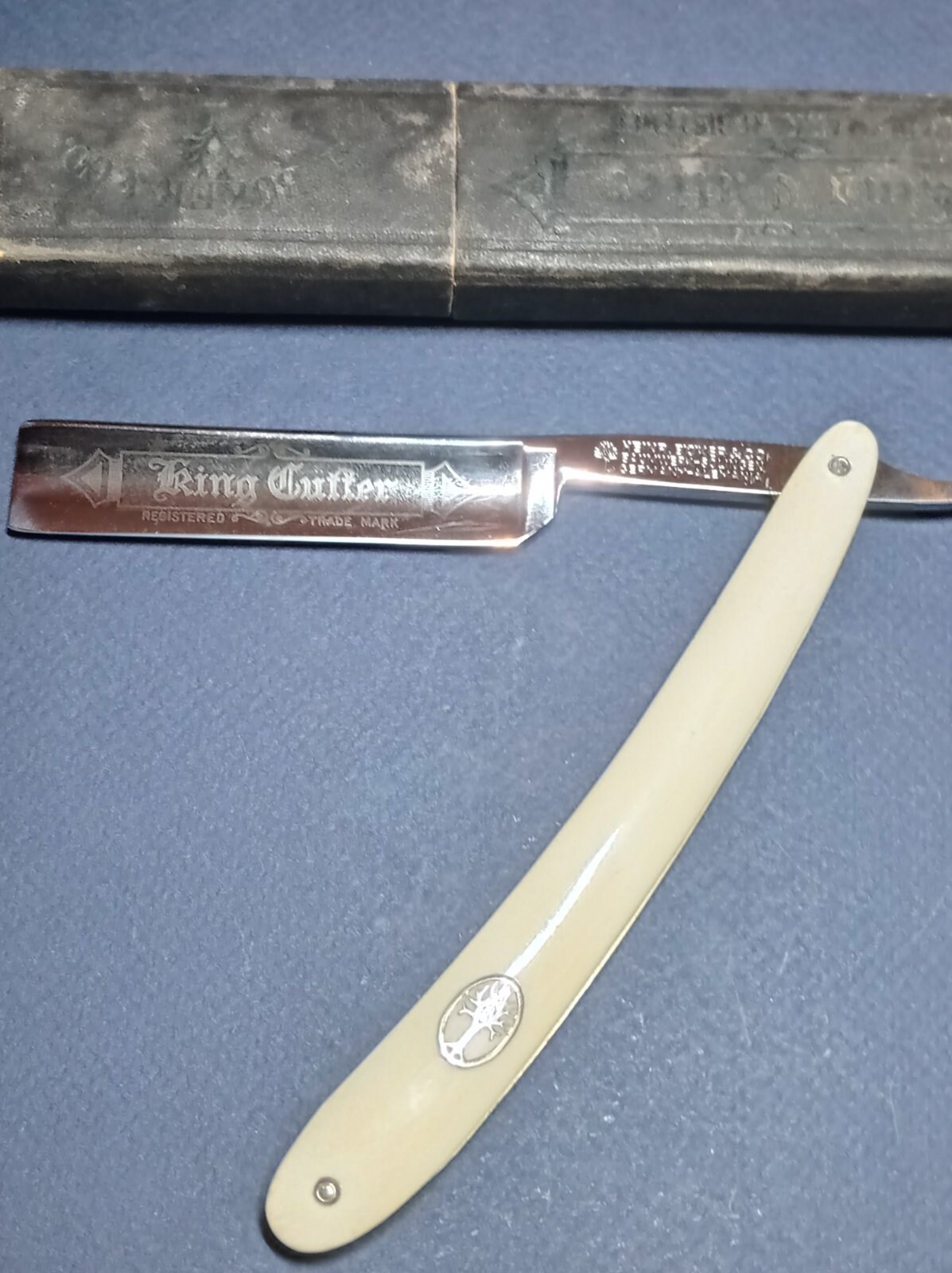 Straight Razor 