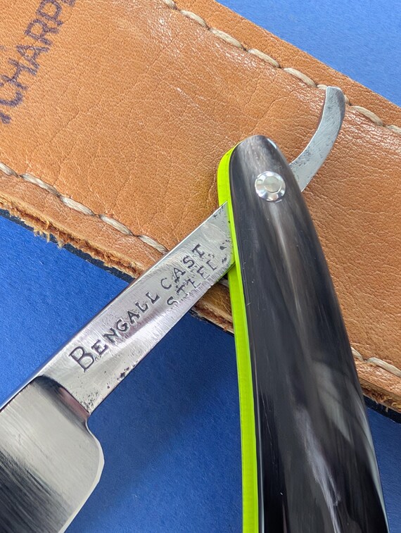 Vintage Straight Razor 