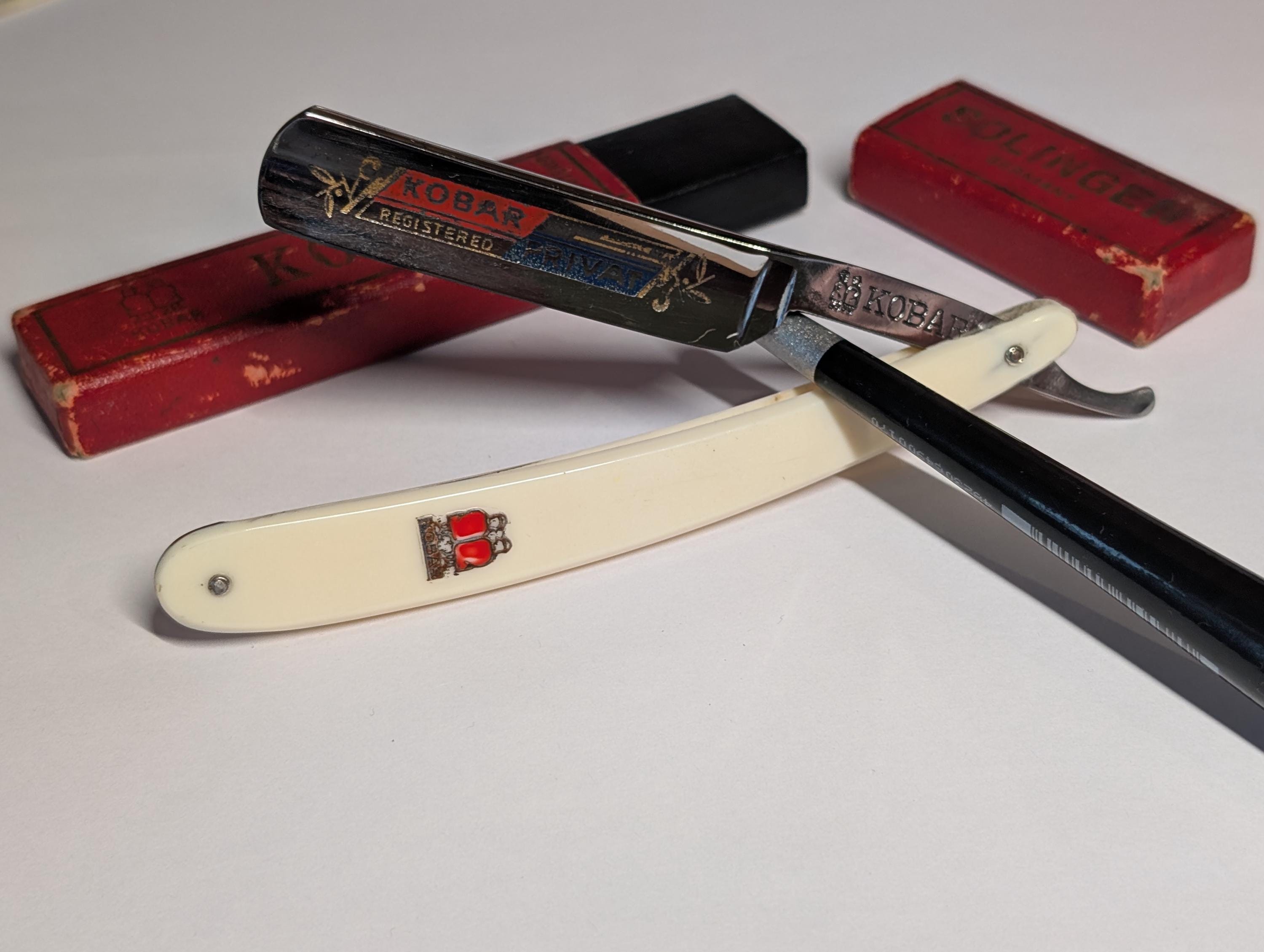 Vintage straight razor "Kobar"