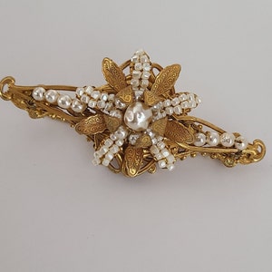 Exquisite Vintage Miriam Haskell Brooch Articulated Goldtone Metal Pearls signed Miriam Haskell
