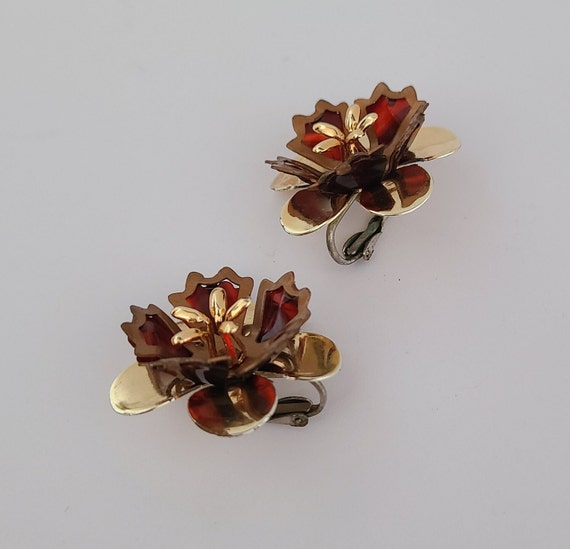 Vintage SET Floral Brooch and Clip-on Earrings Re… - image 8