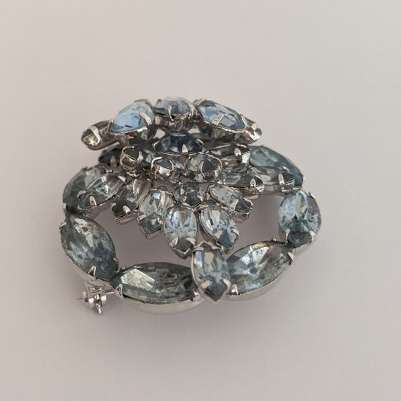 Vintage Brooch Blue Grey Crystals Multilayered Ar… - image 6