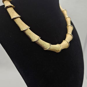 Vintage Marvella Goldtone Link Necklace: Textured Elegant Choker