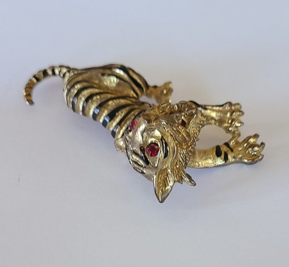 Vintage Brooch Articulated Tiger Goldtone and Bla… - image 7