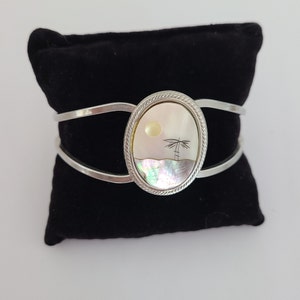 Vintage Bracelet Mother of Pearls Beach Landscape in Silver-tone Clamper Bracelet