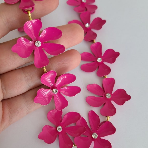 Vintage Floral Necklace Pink Enamel Metal Flowers… - image 6