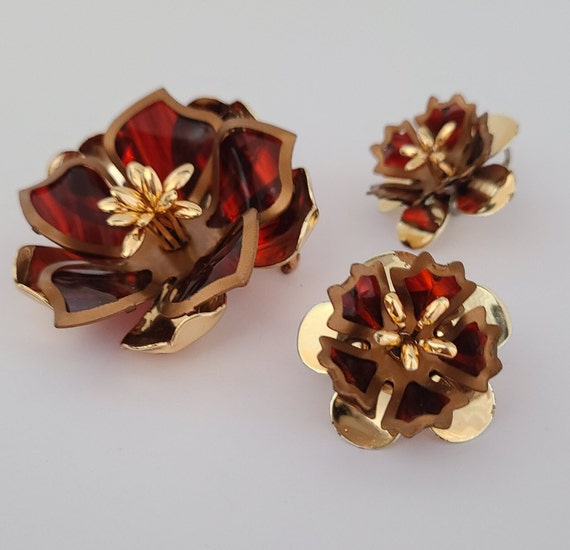 Vintage SET Floral Brooch and Clip-on Earrings Re… - image 2