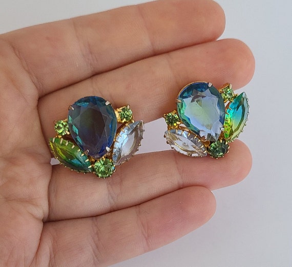 Vintage Clip-on Earrings Massive Blue and Green C… - image 8