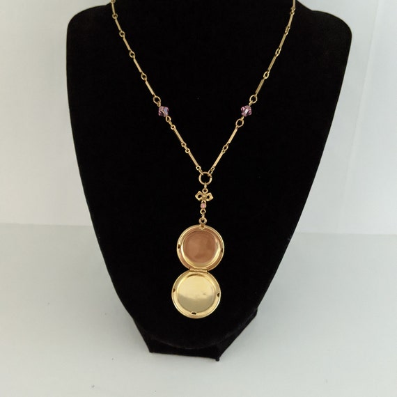 Details about Vintage 1928 Gold Tone Chain Pink Acrylic Chandelier Beaded Pendant Necklace Details about Vintage 1928 Gold Tone Chain Pink Acrylic Chandelier Beaded Pendant Necklace