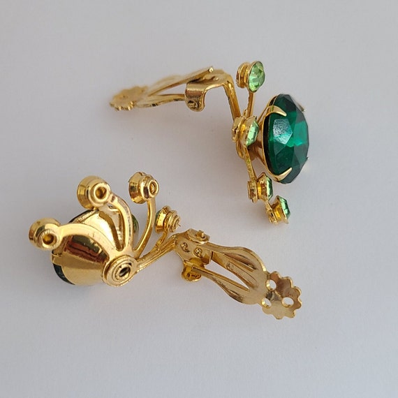 Petites Boucles D'oreilles Clips Avec Brillants Dorées - Occasion En Très Bon état