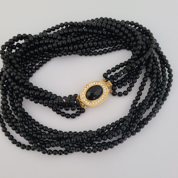 Chic Vintage Necklace Black Beads With Gold-tone Clasp