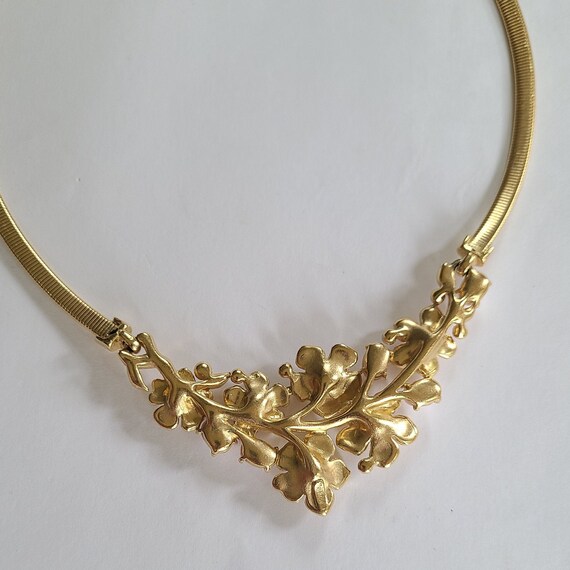 Rare Vintage Trifari Necklace Choker Floral Goldt… - image 5